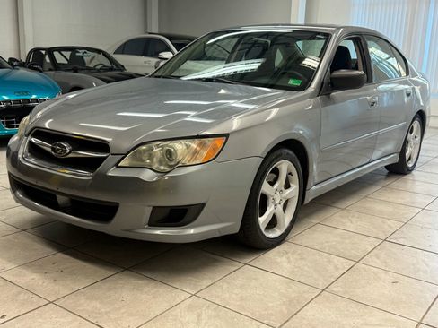 Used 2009 Subaru Legacy 2.5i Special Edition image 3