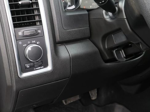 Used 2022 RAM 1500 Classic SLT w/ Electronics Group AWD/4WD image 13