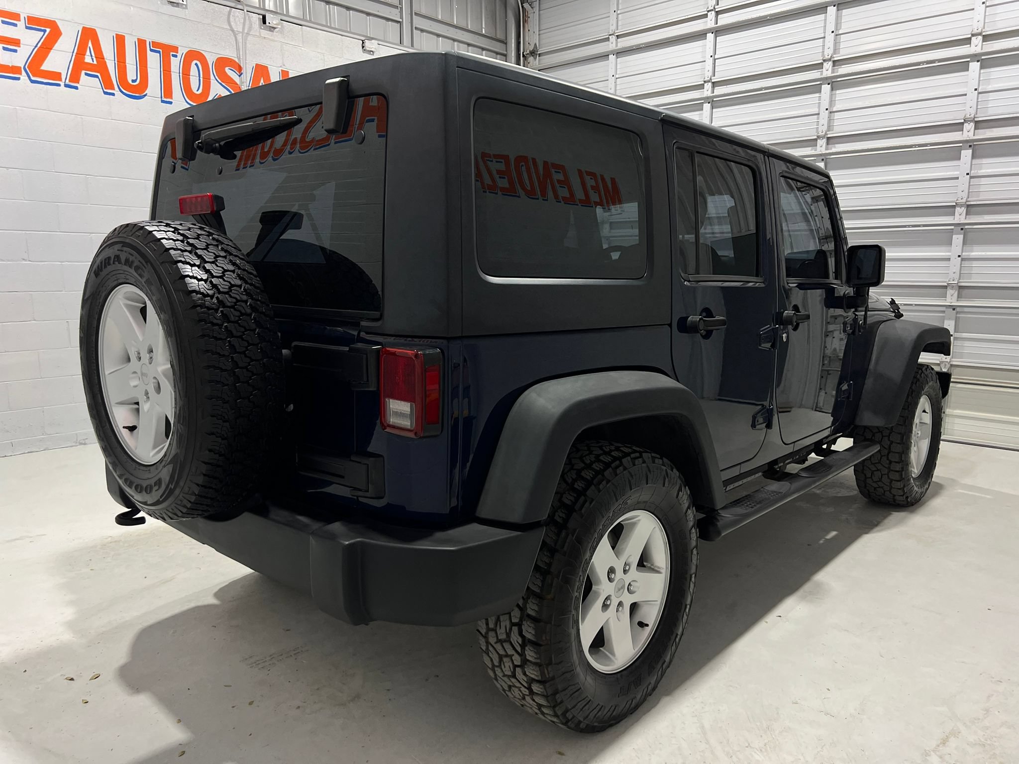 Used 2013 Jeep Wrangler Unlimited Sport w/ Connectivity Group AWD/4WD image 5