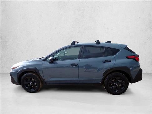 Used 2024 Subaru Crosstrek 2.0i AWD/4WD image 2