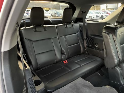 Used 2023 Ford Explorer XLT w/ Equipment Group 202A image 41