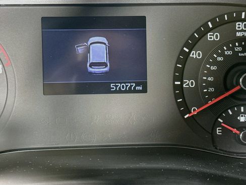 Used 2021 Kia Soul LX FWD image 16