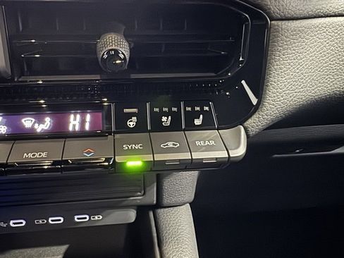 Certified 2025 Toyota Land Cruiser Base image 15