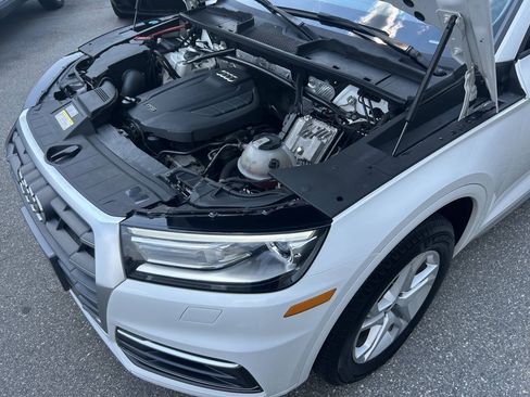 Used 2018 Audi Q5 2.0T Premium w/ Convenience Package AWD/4WD image 24