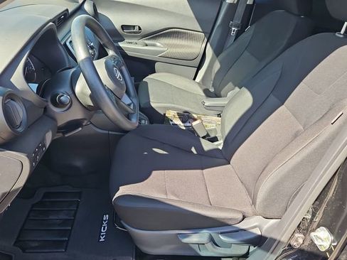 Certified 2025 Nissan Kicks Play S FWD image 17