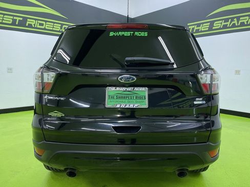 Used 2018 Ford Escape SE w/ SE Sport Appearance Package image 8
