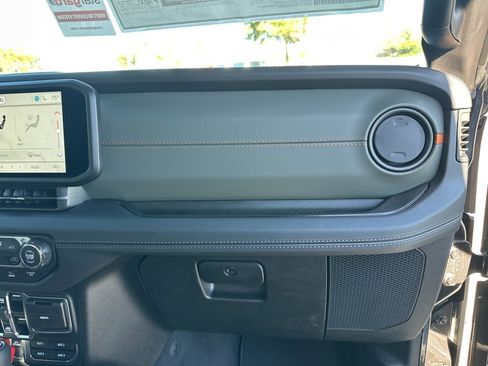 New 2025 Jeep Gladiator Mojave image 56