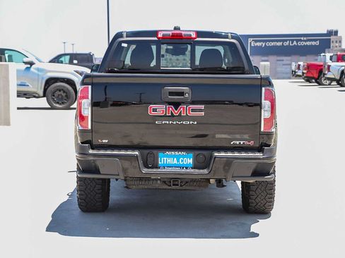 Used 2022 GMC Canyon AT4 w/ Driver Alert Package AWD/4WD image 7