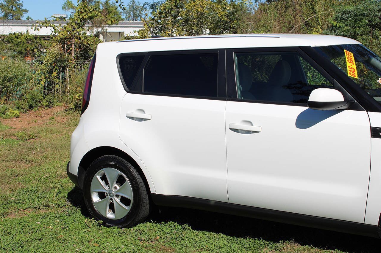 Used 2014 Kia Soul FWD image 5