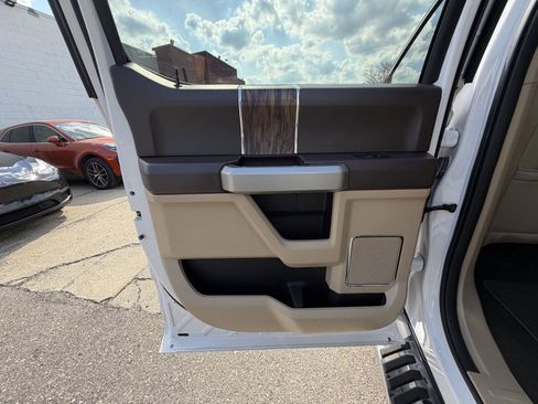 Used 2018 Ford F150 Lariat RWD image 17