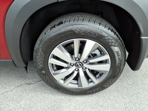New 2026 Nissan Pathfinder SL AWD/4WD image 8