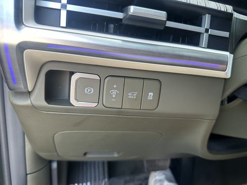 Used 2025 Hyundai Santa Fe Calligraphy FWD image 25