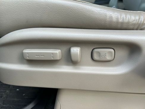 Used 2013 Honda Odyssey EX-L image 18