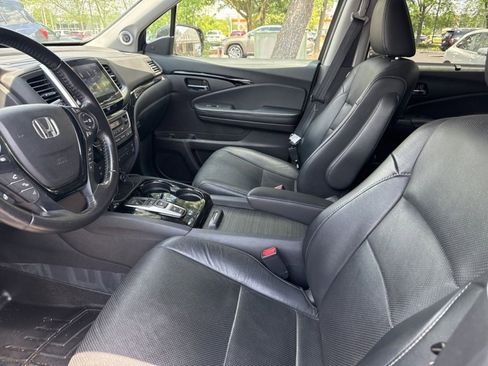 Used 2016 Honda Pilot Elite image 16