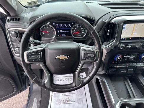 Used 2019 Chevrolet Silverado 1500 LTZ image 18