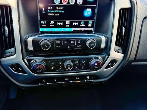 Used 2019 GMC Sierra 2500 SLT w/ Duramax Plus Package AWD/4WD image 15