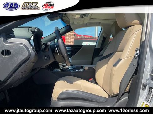 Used 2020 Lexus ES 350 w/ Premium Package FWD image 10