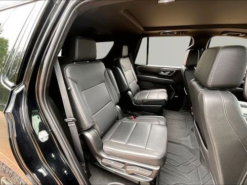 Used 2024 Chevrolet Tahoe Z71 AWD/4WD image 17