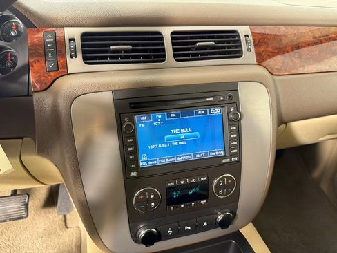 Used 2009 GMC Yukon SLT image 15