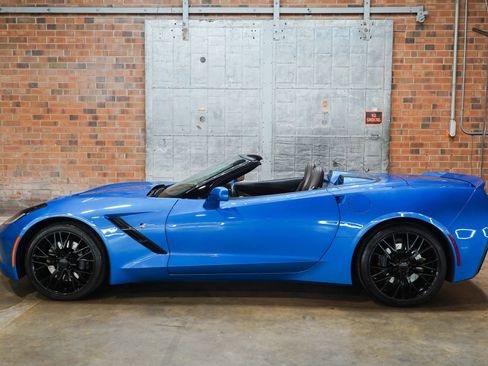 Used 2014 Chevrolet Corvette Stingray Convertible w/ 3LT Preferred Equipment Group RWD image 34