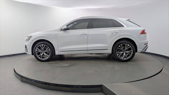 Used 2023 Audi Q8 Premium Plus w/ Premium Plus Package AWD/4WD image 3