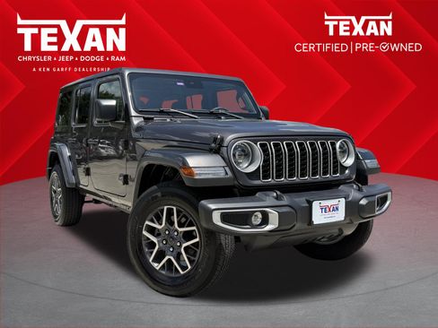 Used 2025 Jeep Wrangler Unlimited Sahara AWD/4WD image 1