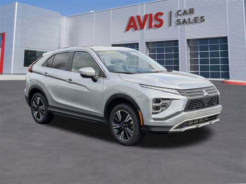 Used 2024 Mitsubishi Eclipse Cross SE image 9