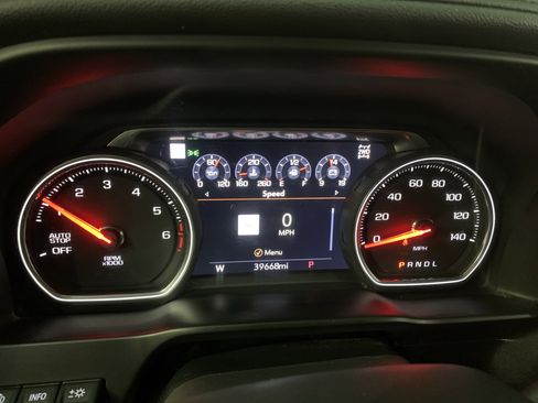 Used 2021 Chevrolet Silverado 1500 LTZ w/ LTZ Premium Package image 17