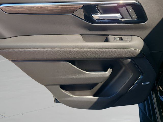 New 2026 Chevrolet Tahoe Premier w/ Sun And Tow Package RWD image 19