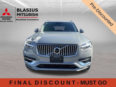 Used 2025 Volvo XC90 B6 Ultra w/ Protection Package Premier AWD/4WD image 3