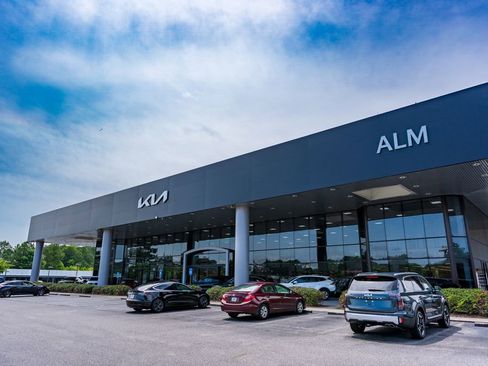 Used 2024 Buick Encore GX Sport Touring w/ Comfort Package image 59