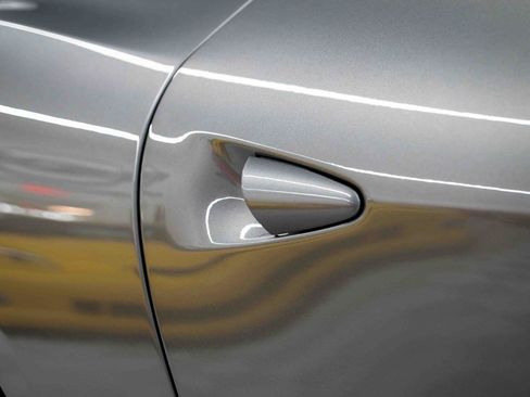 Used 2020 Ferrari Portofino RWD image 34