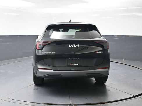 Used 2026 Kia Sportage LX FWD image 13