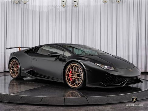 Used 2015 Lamborghini Huracan LP 610-4 AWD/4WD image 21