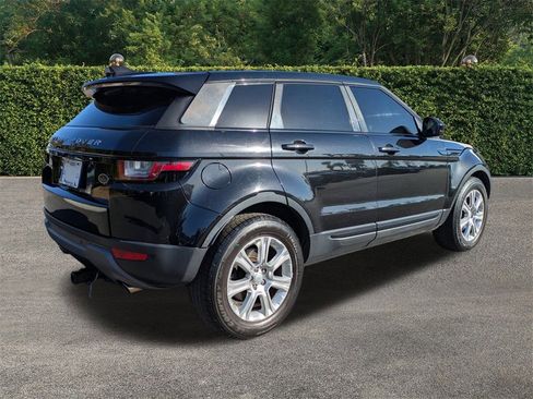 Used 2017 Land Rover Range Rover Evoque SE Premium image 4