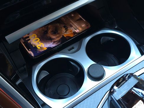 Used 2023 BMW M850i xDrive Convertible image 69