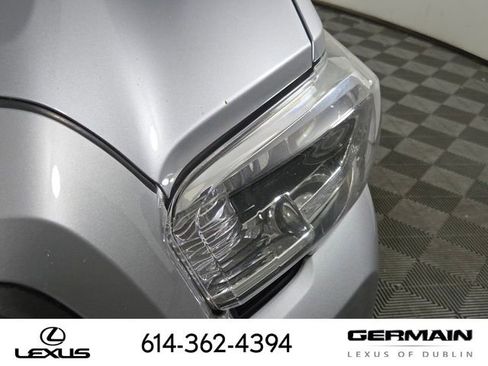 Used 2021 Toyota Tacoma TRD Sport w/ Technology Package AWD/4WD image 14
