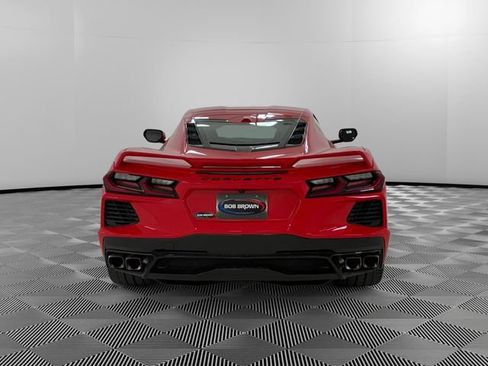 Used 2022 Chevrolet Corvette Stingray Preferred Cpe w/ Z51 Performance Package RWD image 4
