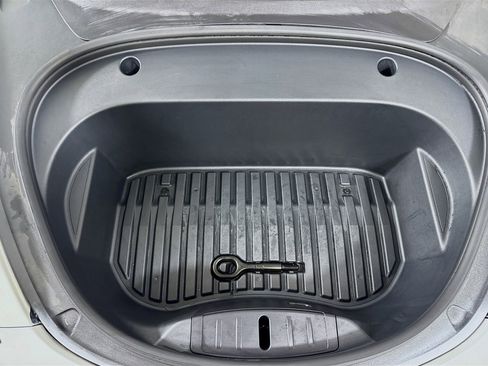 Used 2020 Tesla Model 3 Standard Range Plus image 38