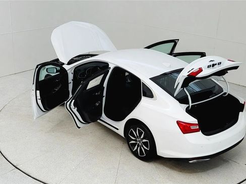 Used 2024 Chevrolet Malibu RS image 41