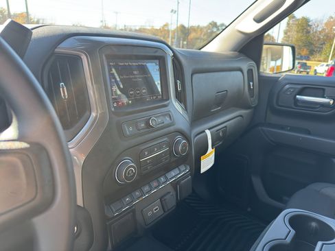 New 2026 Chevrolet Silverado 1500 Custom Trail Boss w/ Dark Appearance Package image 18