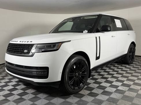 Certified 2025 Land Rover Range Rover Long Wheelbase SE AWD/4WD image 2