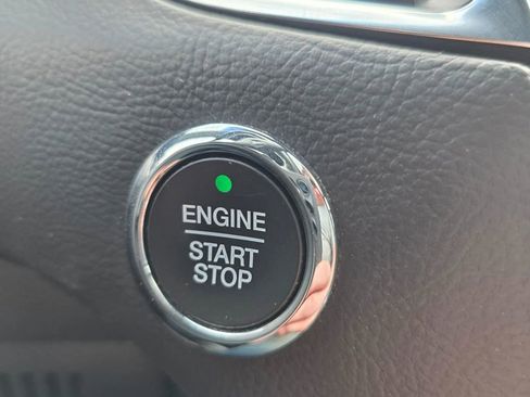 Used 2019 Ford Edge ST w/ Convenience Package AWD/4WD image 18