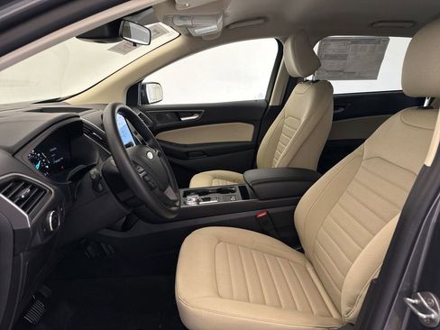 New 2024 Ford Edge SE w/ Black Appearance Package image 21