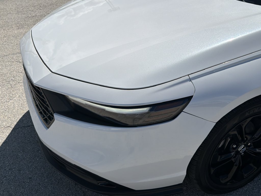 Used 2025 Honda Accord SE image 8