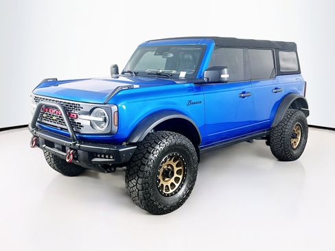Used 2021 Ford Bronco Badlands image 3
