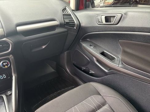 Certified 2020 Ford EcoSport SE image 12