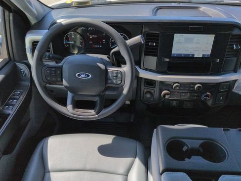 New 2025 Ford F550 4x4 Crew Cab Super Duty image 16