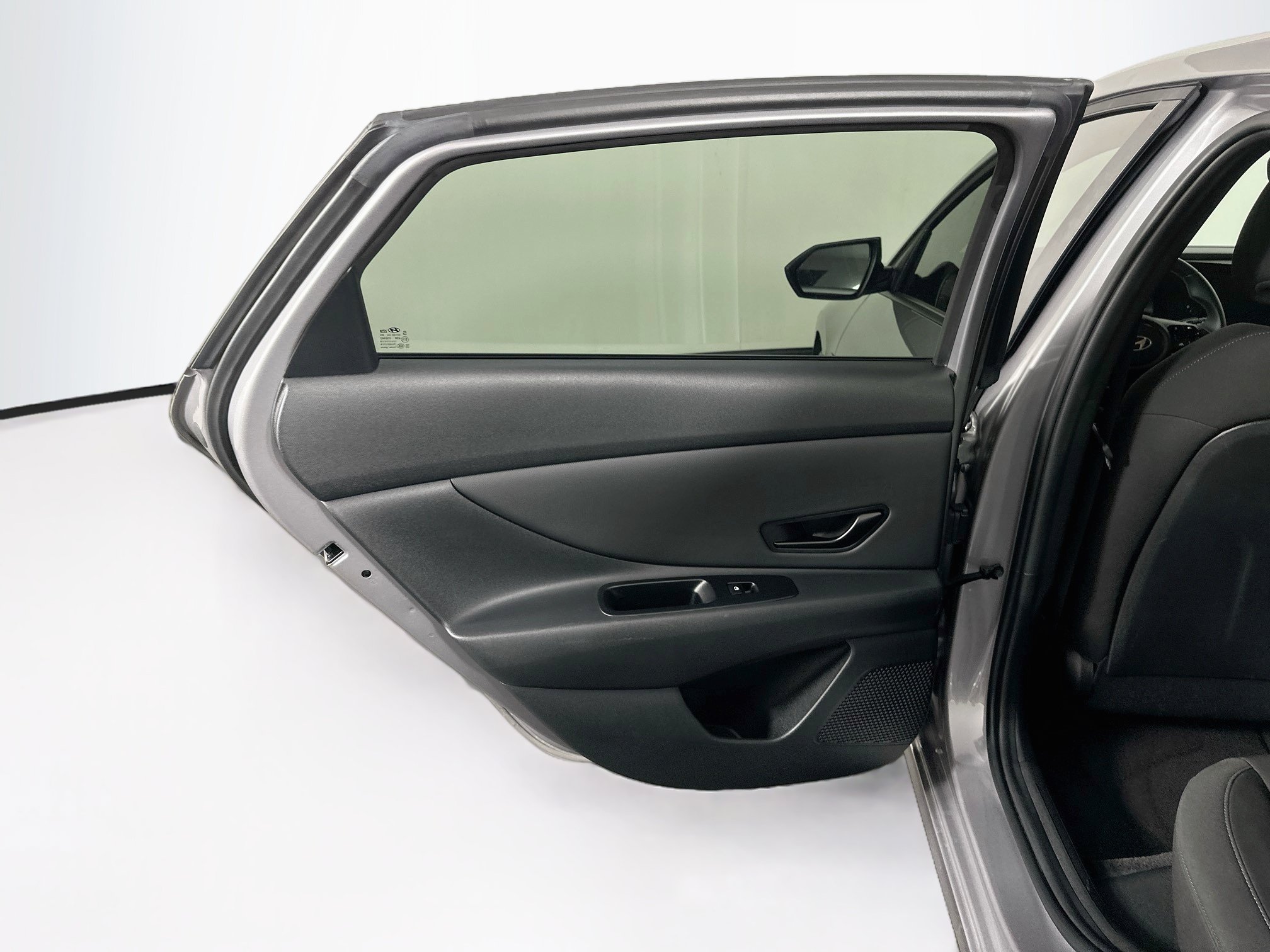 Used 2025 Hyundai Elantra Sport FWD image 25
