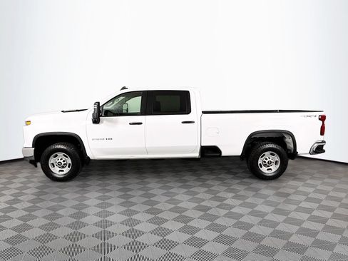 Used 2024 Chevrolet Silverado 2500 W/T w/ WT Convenience Package AWD/4WD image 4